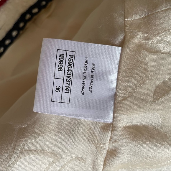 CHANEL 18B WOOL TWEED JACKET 36FR ECRU/ WHITE - Picture 13 of 16